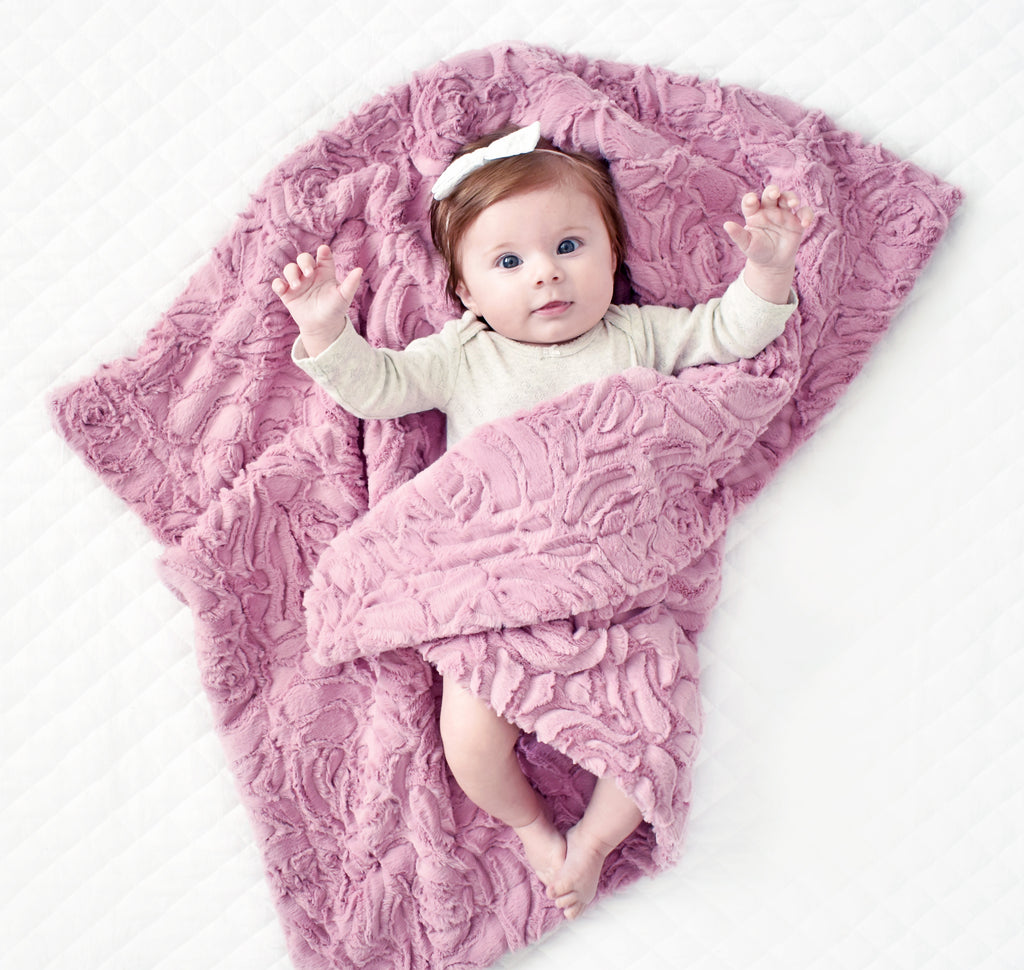 Luxe Cuddle Rose Minky Blanket | Woodrose - Cozy Cottontail